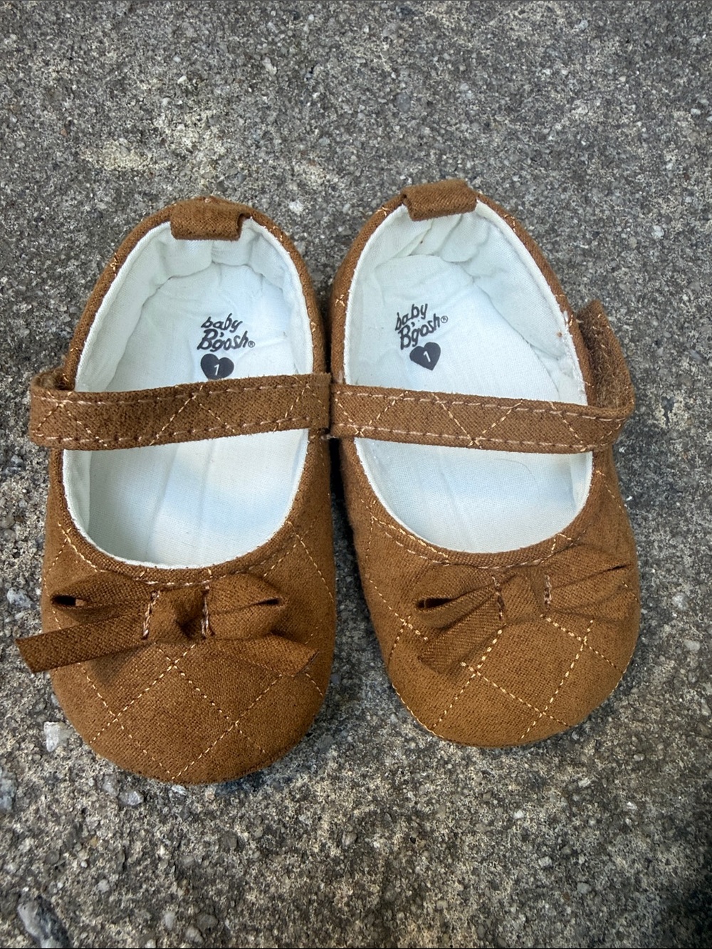 Newborn Baby Shoes all brand new or barely worn - Picture 2 of 15